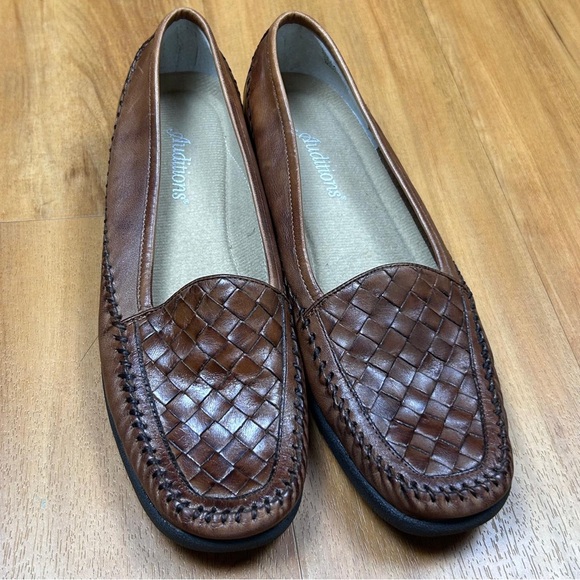 Auditions Brown Woven Leather Loafers Flats - Picture 1 of 9